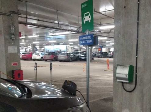 CBRE-elbil-laddstation-Västerås-Erikslund