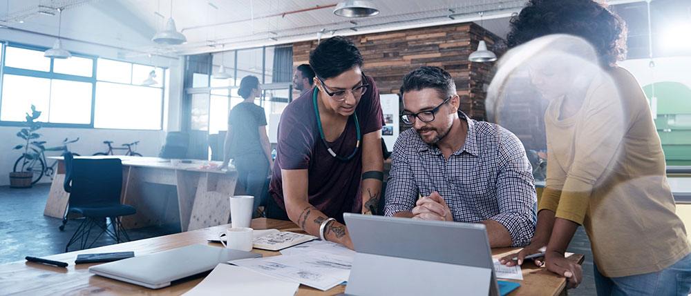 Content_Human_at_desk_1000x429